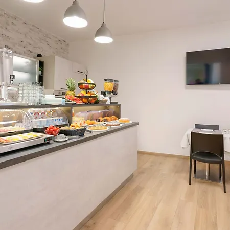 Гостевой дом Admayora 3*