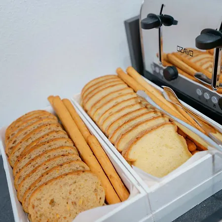 Гостевой дом Admayora Вилласимиус